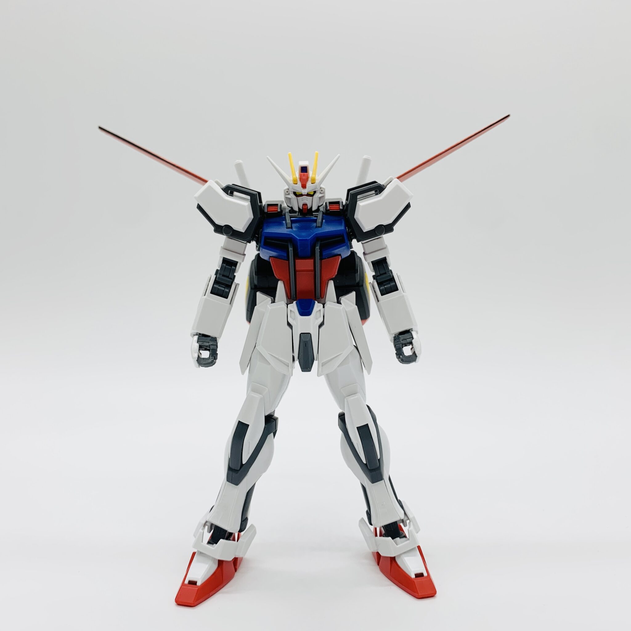 ガンプラ　PG 1/60 エールストライクガンダム 完成品　全塗装 Amazon | PG 1/60 GAT-X105 エールストライクガンダム +